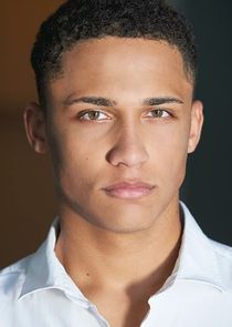 Corteon Moore