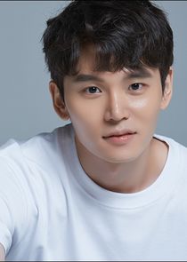Han Joon Woo