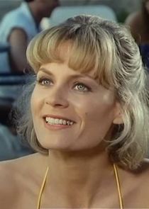 Jennifer Holmes