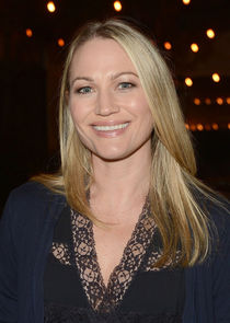 Sarah Wynter