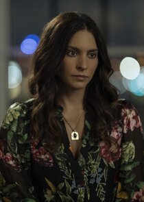 Isabel De Leon